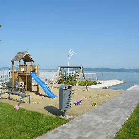 Apartament Lela Apartman *